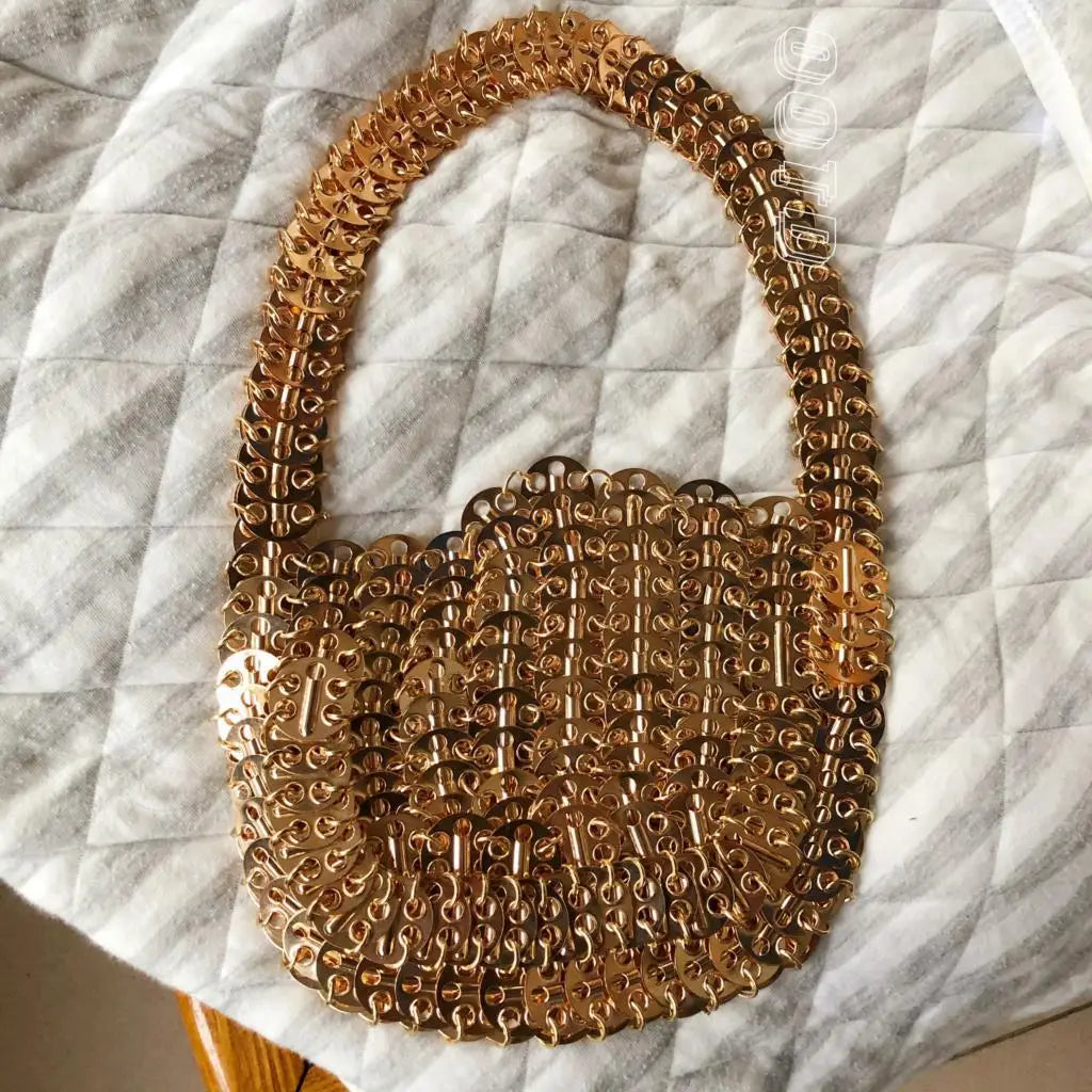 Women Bags Silver Metal Evening Bags Sequins Chain Woven Bag Hollow Clutch Purse Female Travel Holiday Shoulder Bag Handbag