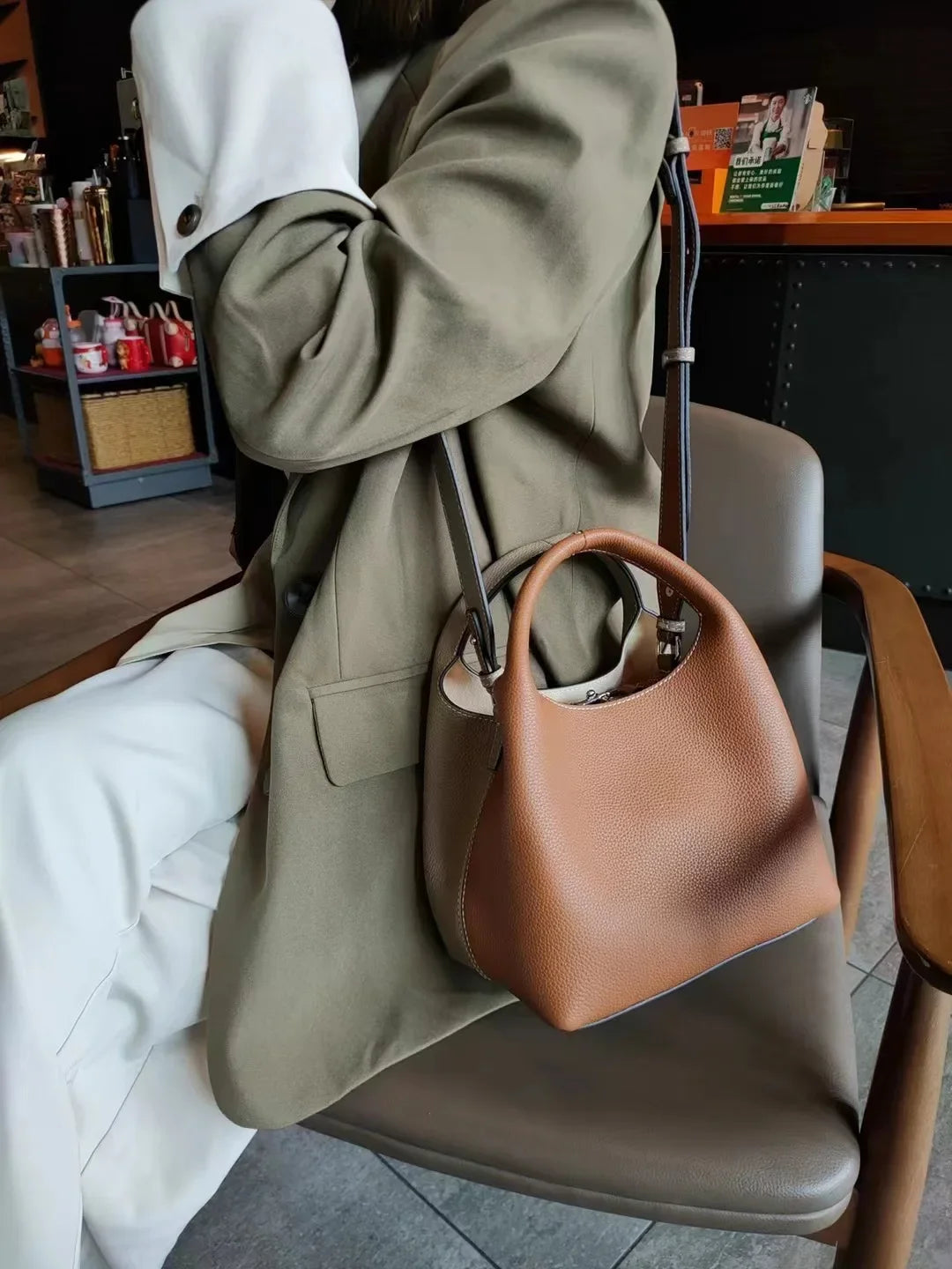 TOGO Cowhide Bucket Bag With Niche Design Color Blocking Luxury Designer Single Shoulder Diagonal Cross Women's Bag Tote Bag