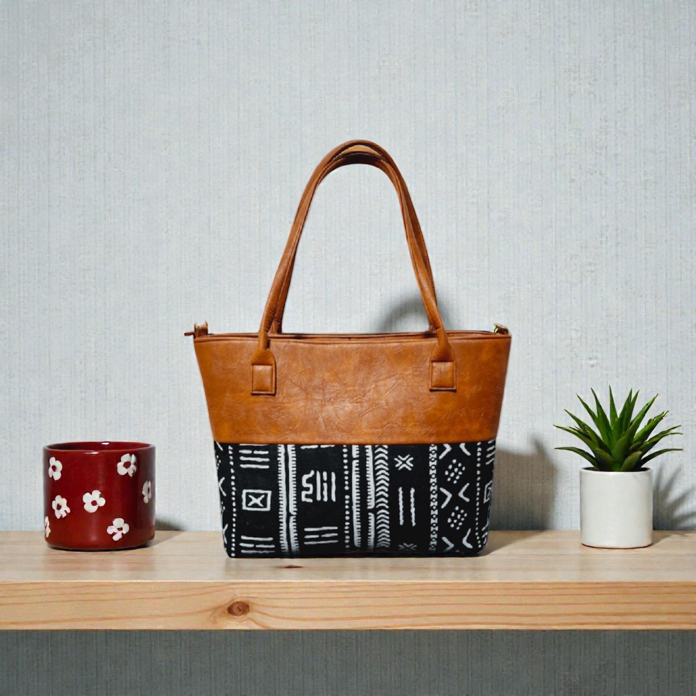 Imani Heritage Luxe Tote – Custom Handcrafted Mudcloth & Leather Bag