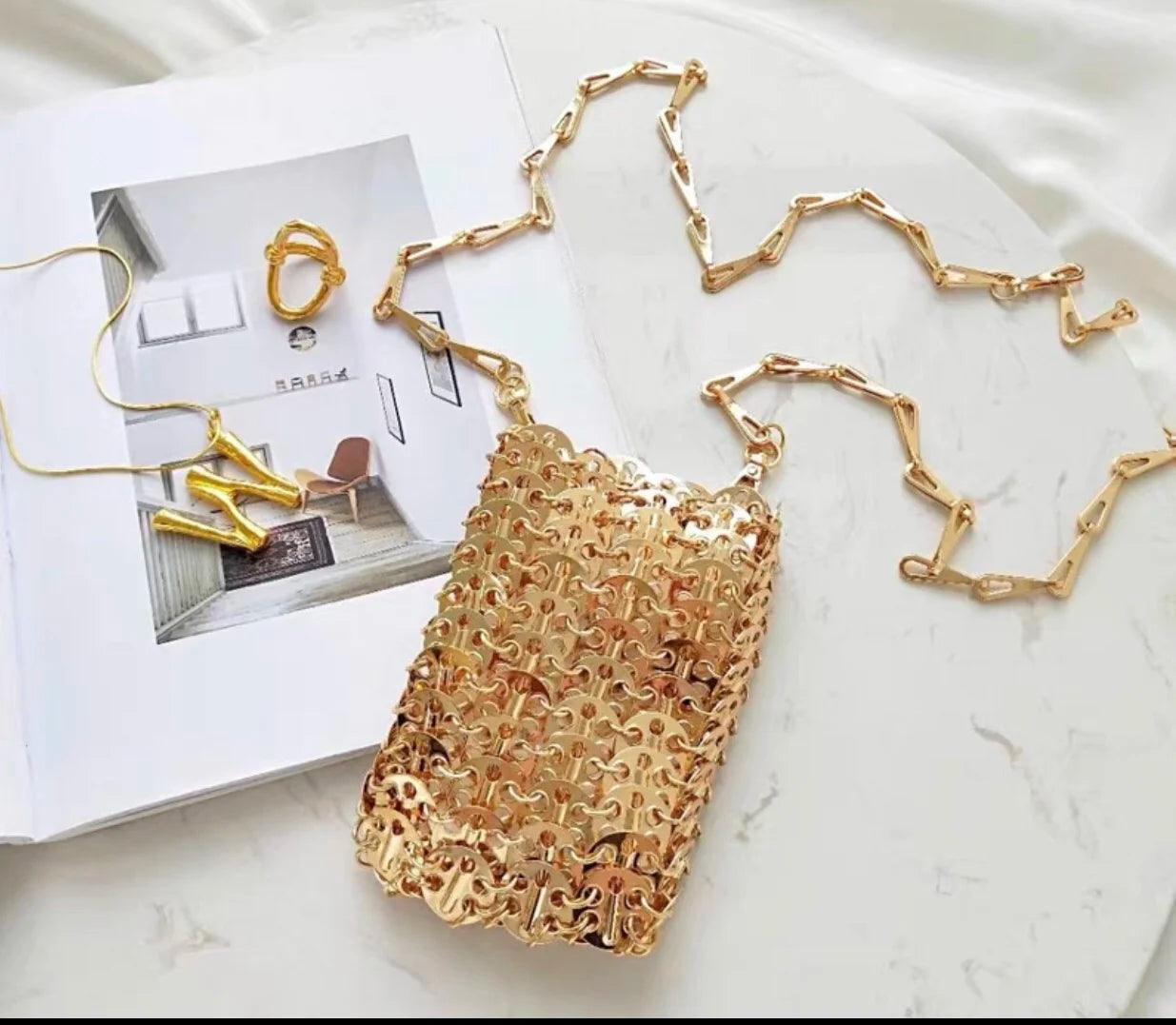 Women Bags Silver Metal Evening Bags Sequins Chain Woven Bag Hollow Clutch Purse Female Travel Holiday Shoulder Bag Handbag