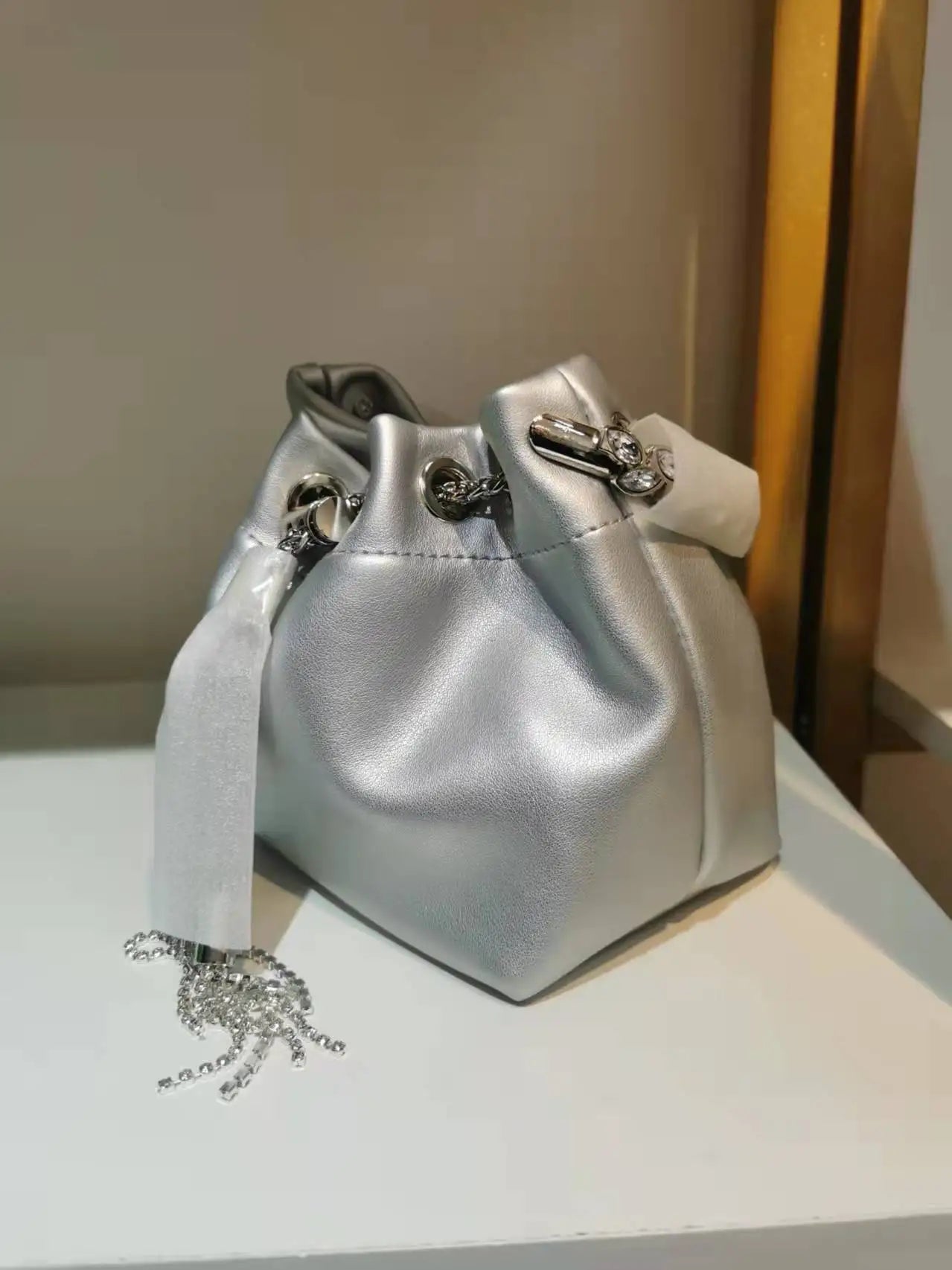 WOMEN BAG High Quality Silk Bucket Bags Diamonds Female Personalized Shoulder Tassels Chains Handbags For Women Crossbady Bag