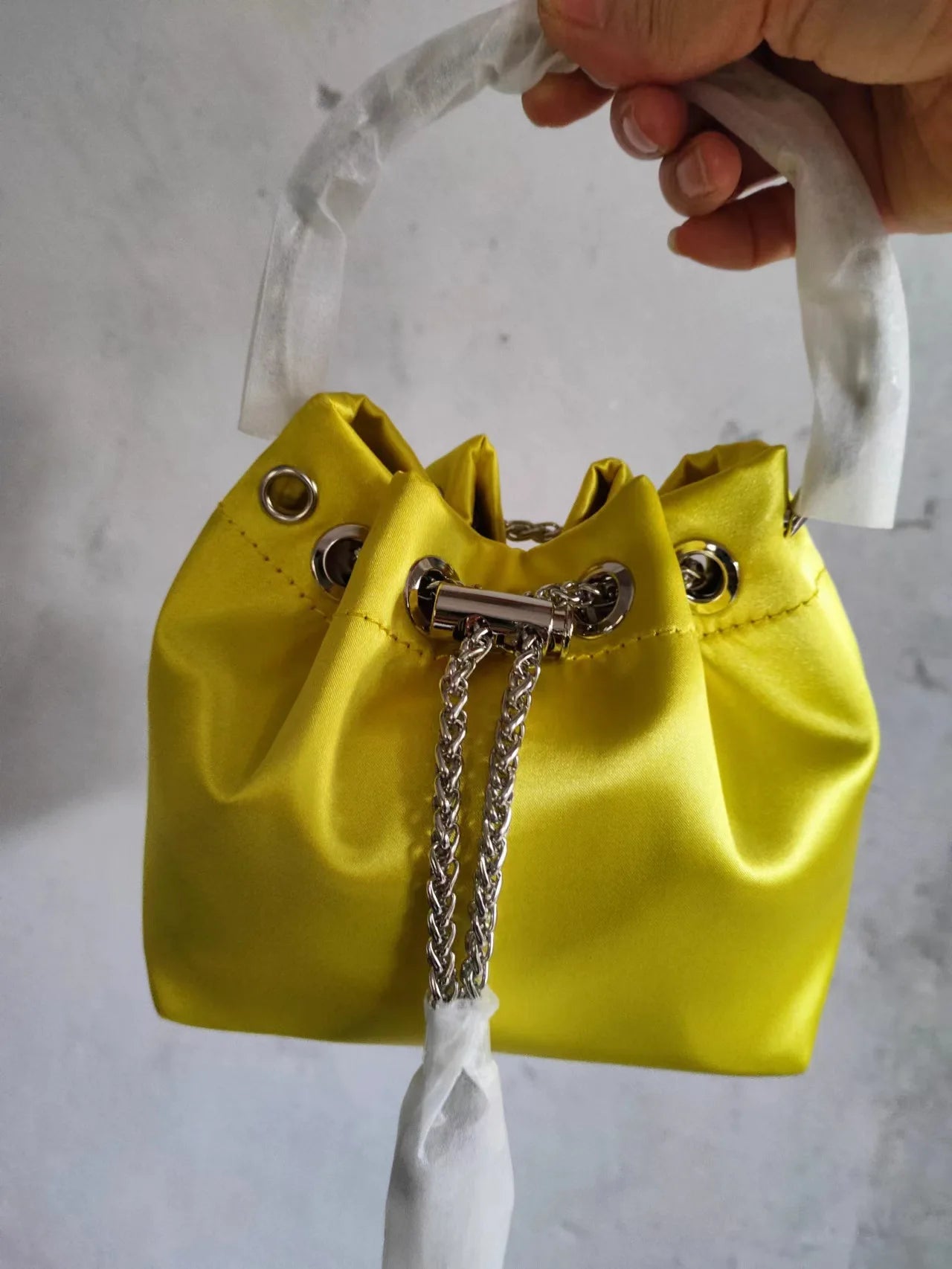 WOMEN BAG High Quality Silk Bucket Bags Diamonds Female Personalized Shoulder Tassels Chains Handbags For Women Crossbady Bag