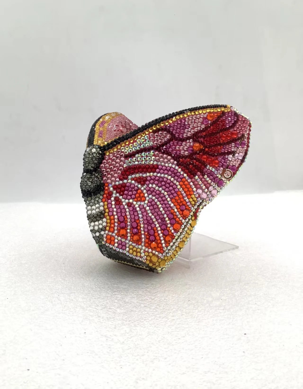 XIYUAN Butterfly Shaped Crystal Evening Clutch Bags Women Luxury Rhinestone Day Clutches Wedding Clutch Party Gems Purse Bags