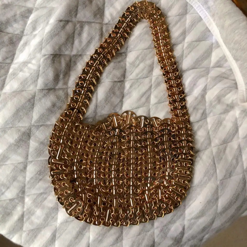 Women Bags Silver Metal Evening Bags Sequins Chain Woven Bag Hollow Clutch Purse Female Travel Holiday Shoulder Bag Handbag
