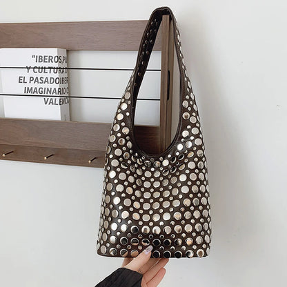 New Genuine Leather Rivet Bucket Bag Fashionabl Personality Trendy Cool Polka Dot Rivet Casual Luxury Brand Underarm Bag Handbag