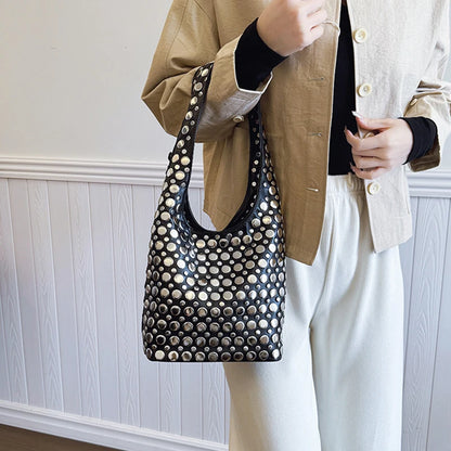 New Genuine Leather Rivet Bucket Bag Fashionabl Personality Trendy Cool Polka Dot Rivet Casual Luxury Brand Underarm Bag Handbag