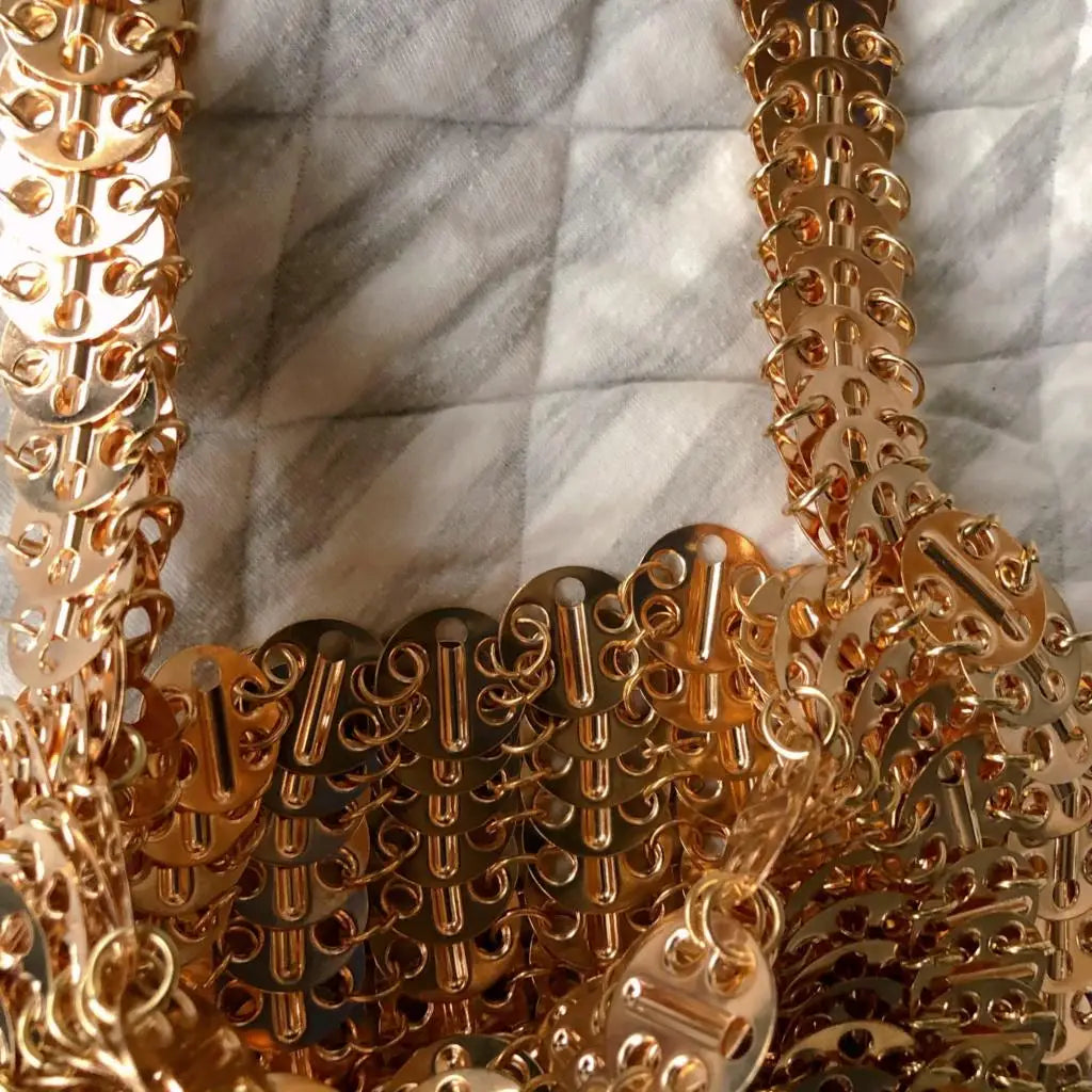 Women Bags Silver Metal Evening Bags Sequins Chain Woven Bag Hollow Clutch Purse Female Travel Holiday Shoulder Bag Handbag
