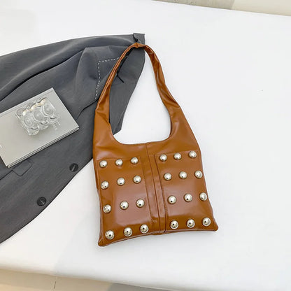 New Genuine Leather Rivet Bucket Bag Fashionabl Personality Trendy Cool Polka Dot Rivet Casual Luxury Brand Underarm Bag Handbag