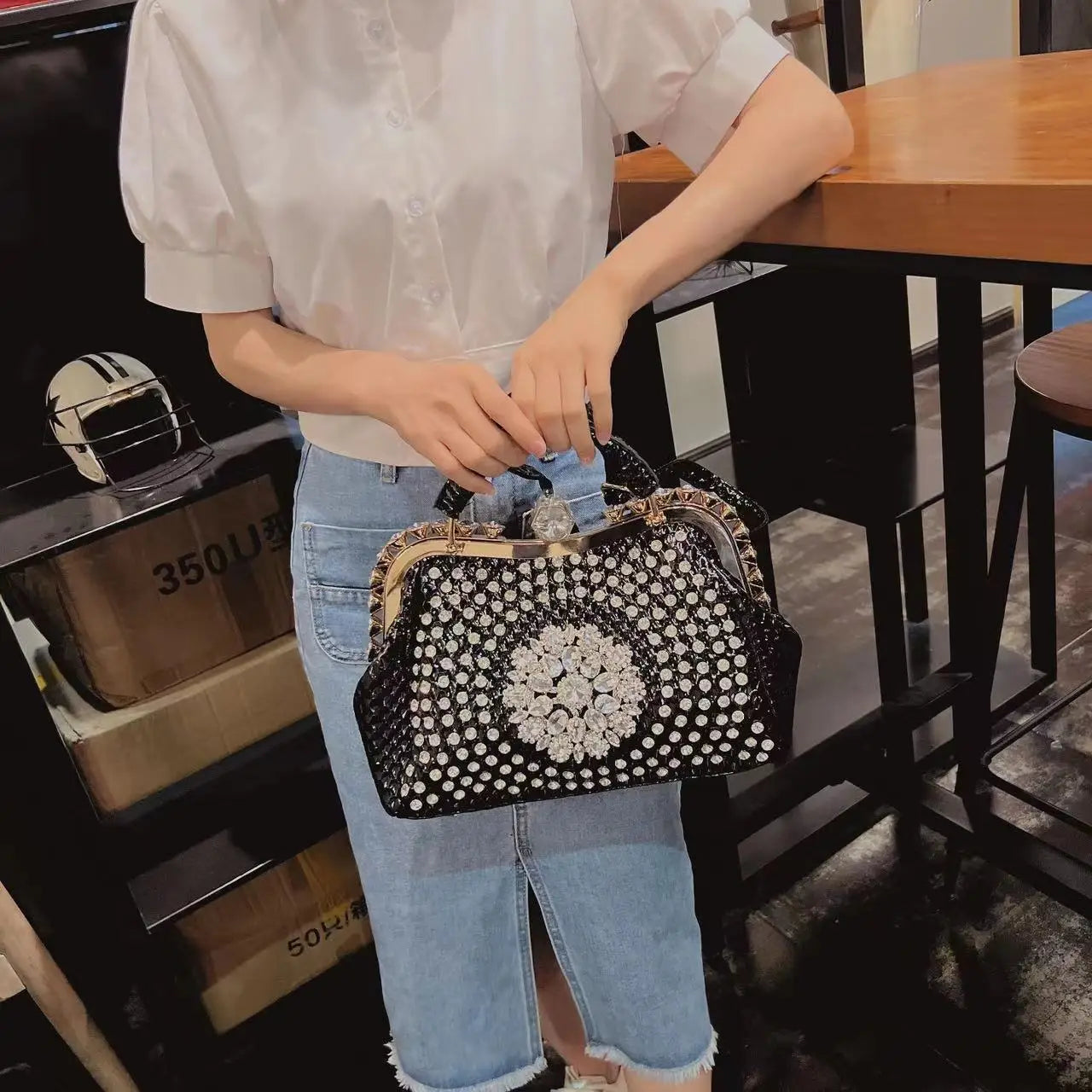 2024 New Luxury Fashion Diamonds Women's Handbags Leather Design Clip Rhinestone Bag Portable Tote Shoulder Messenger Bags