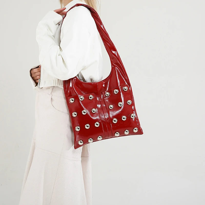 New Genuine Leather Rivet Bucket Bag Fashionabl Personality Trendy Cool Polka Dot Rivet Casual Luxury Brand Underarm Bag Handbag
