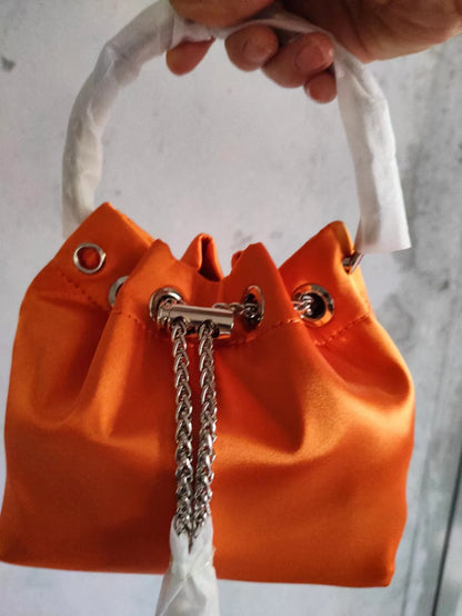 WOMEN BAG High Quality Silk Bucket Bags Diamonds Female Personalized Shoulder Tassels Chains Handbags For Women Crossbady Bag